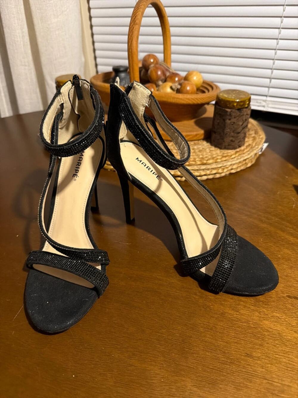 Maripe black rhinestone ankle dress shoes EUC 9 553